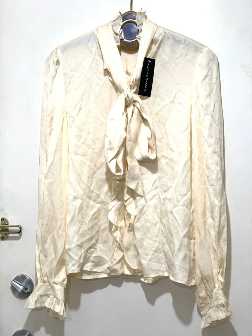 NEW DANA BUCHMAN RUFFLE BOW TIE NECK BUTTON-DOWN SILK SHIRTS SIZE 8